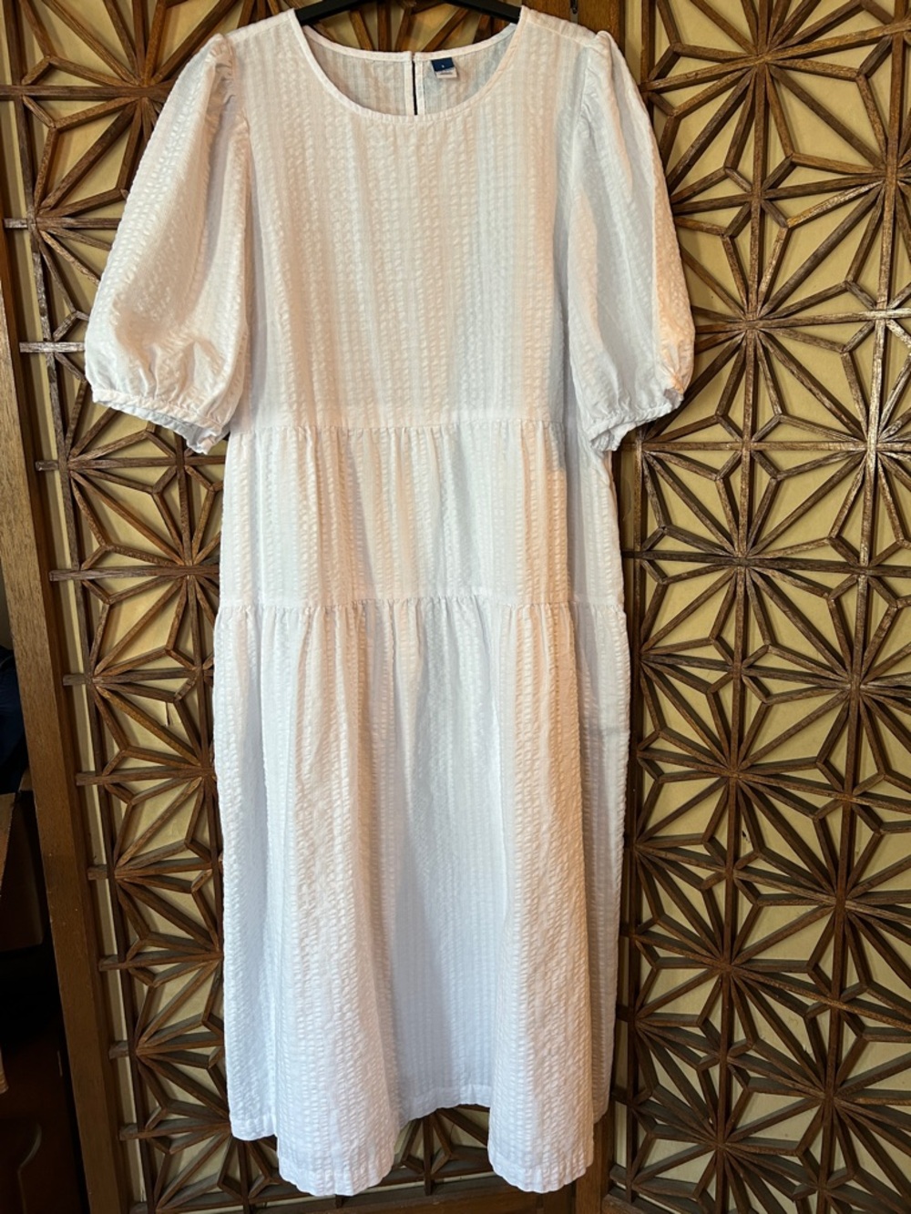 Old Navy White Tiered Midi Dress with Puff Sleeves Size Large